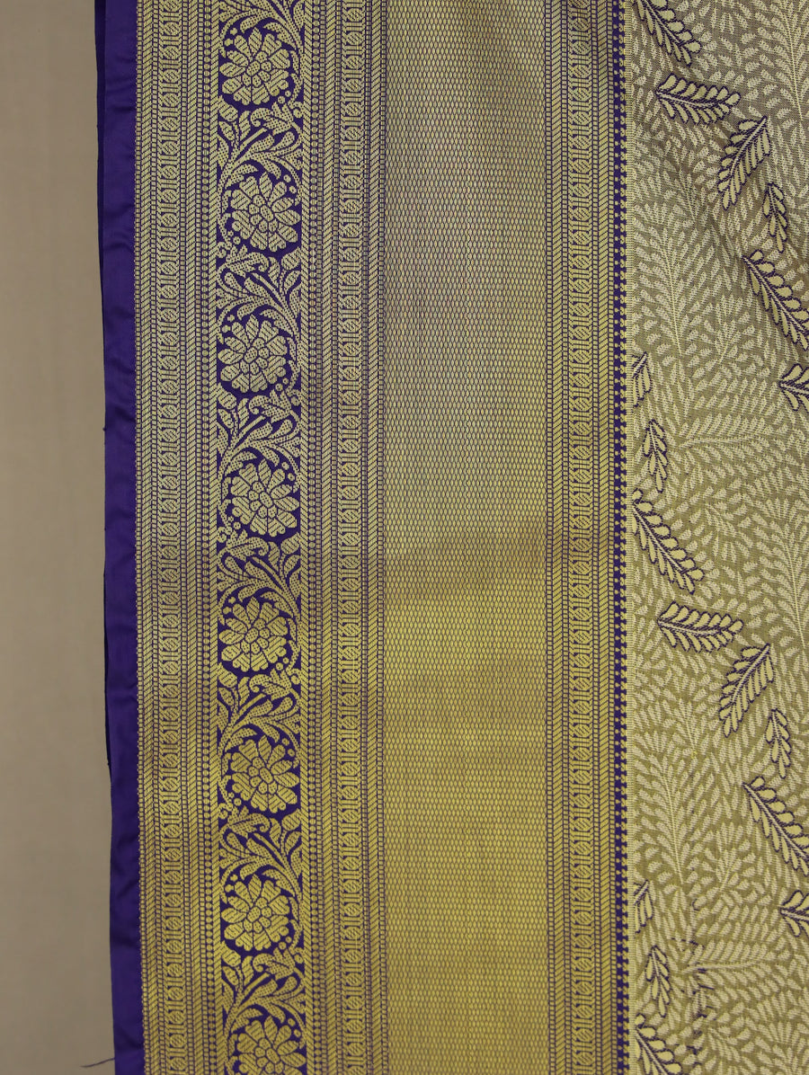 Antique Olive Kanchipuram Inspired Semi Silk Saree with Medium Medium Contrast Border