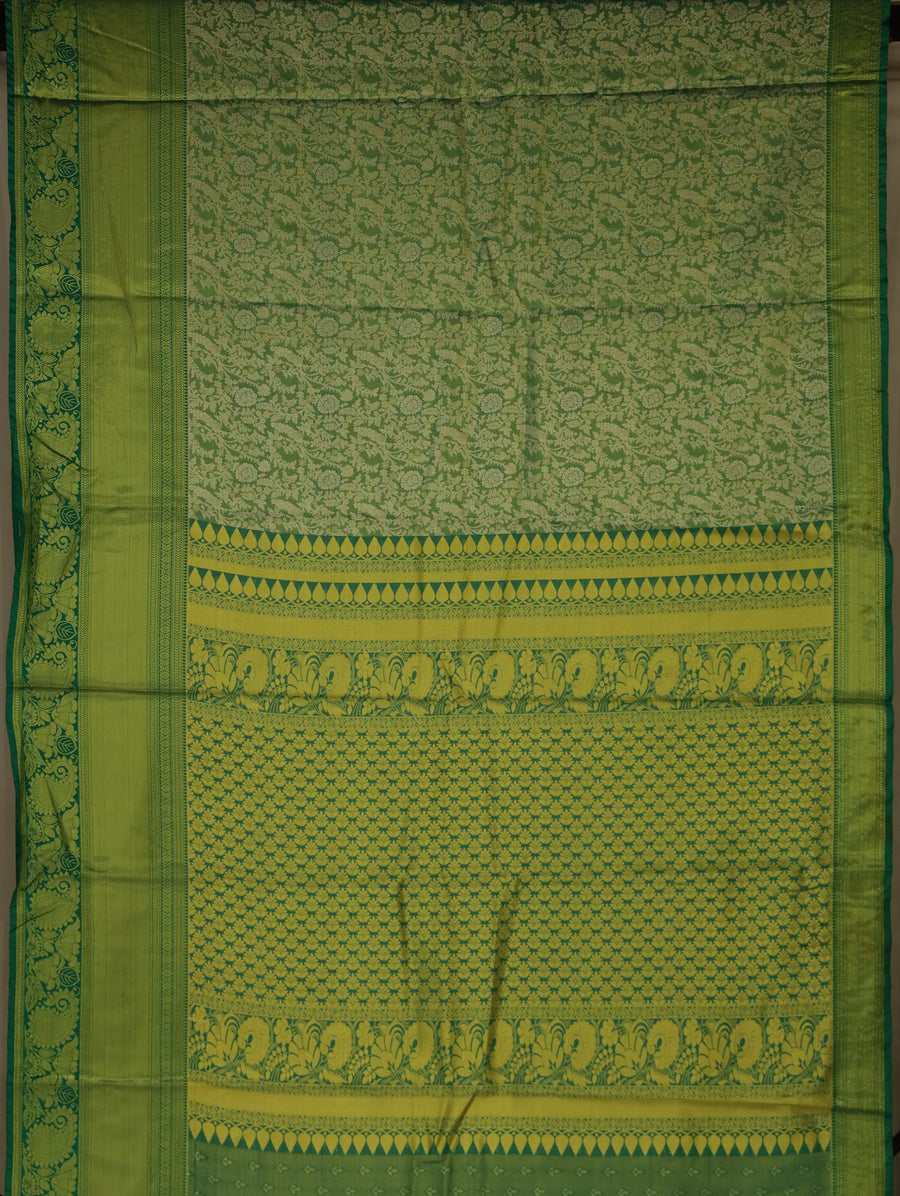 Emerald Green Kanchipuram Inspired Semi Silk Saree with Medium Medium Self Border