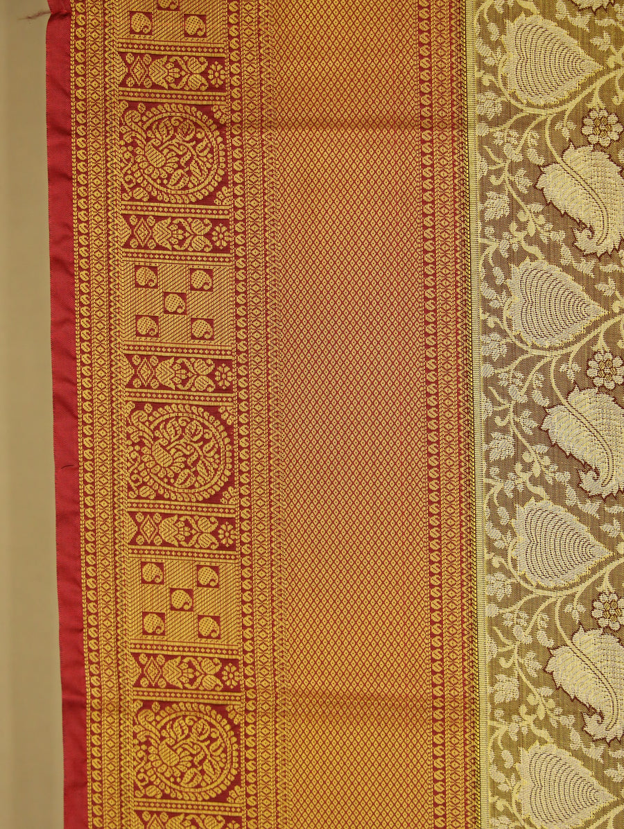 Sunlit Gold Kanchipuram Inspired Semi Silk Saree with Wide Wide Contrast Border