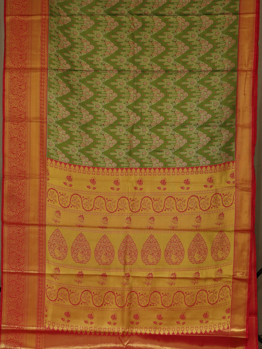 Leaf Green Kanchipuram Inspired Semi Silk Saree with Wide Wide Contrast Border