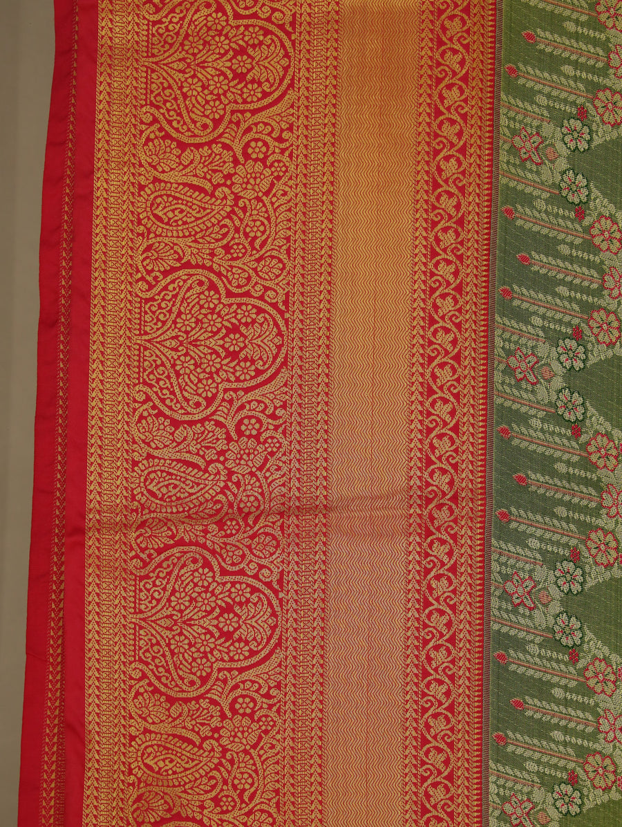 Leaf Green Kanchipuram Inspired Semi Silk Saree with Wide Wide Contrast Border